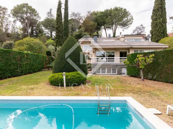 539m² house / villa for sale in Golf-Can Trabal, Barcelona
