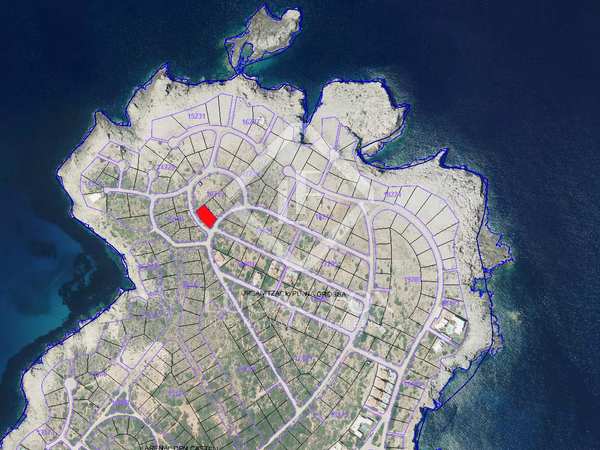 691m² plot till salu i Mercadal, Menorca