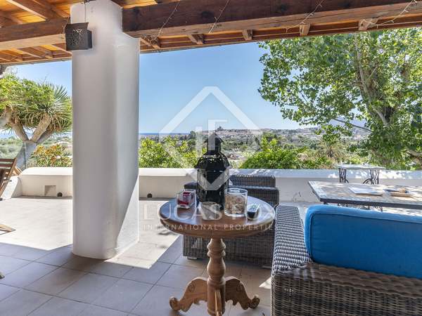 Maison / villa de 1,140m² a vendre à Altea Town