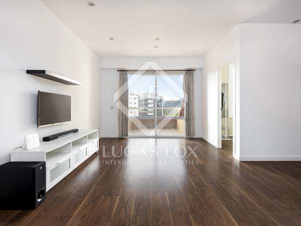 116m² apartment with 15m² terrace for rent in Tres Torres