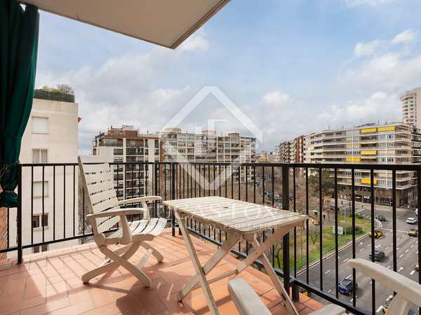 150m² apartment with 8m² terrace for sale in Turó Park