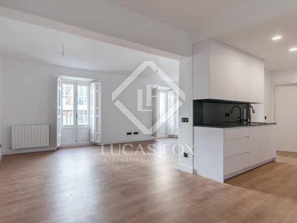 128m² apartment for sale in Justicia, Madrid