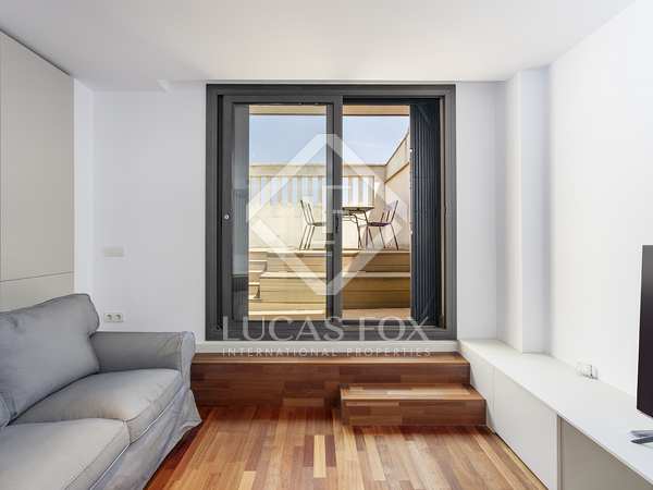 90m² apartment with 43m² terrace for rent in El Born