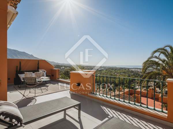 294m² apartment with 84m² terrace for sale in Nueva Andalucía