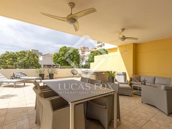 167m² apartment with 55m² terrace for sale in Estepona City