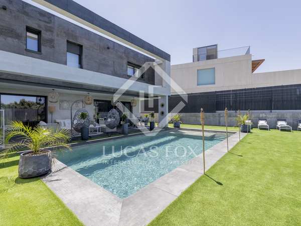 Casa / villa de 428m² en venta en Majadahonda, Madrid