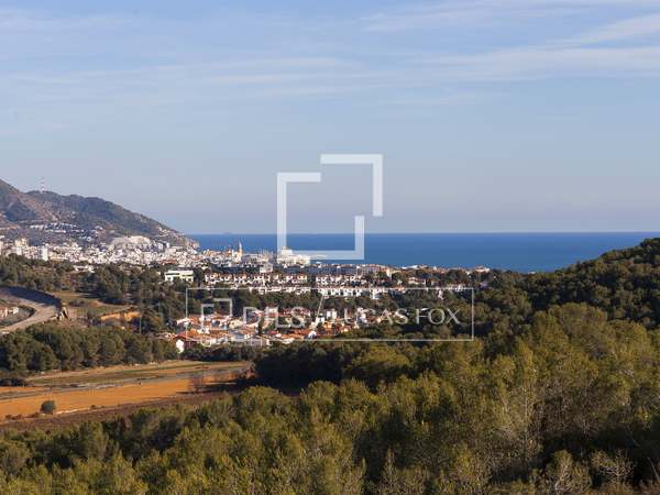 404 m² house for sale in Els Cards, Sitges