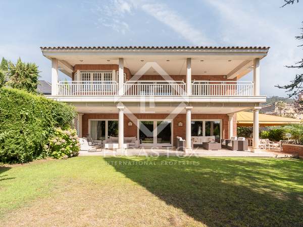 Maison / villa de 708m² a vendre à Sarrià avec 496m² de jardin