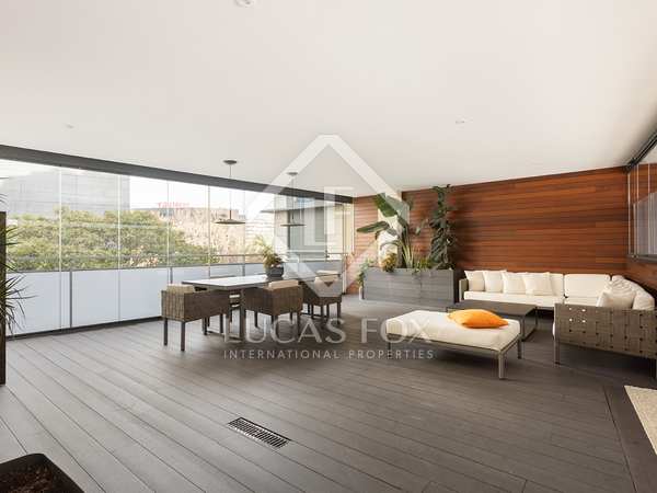 135m² apartment with 67m² terrace for sale in Les Corts