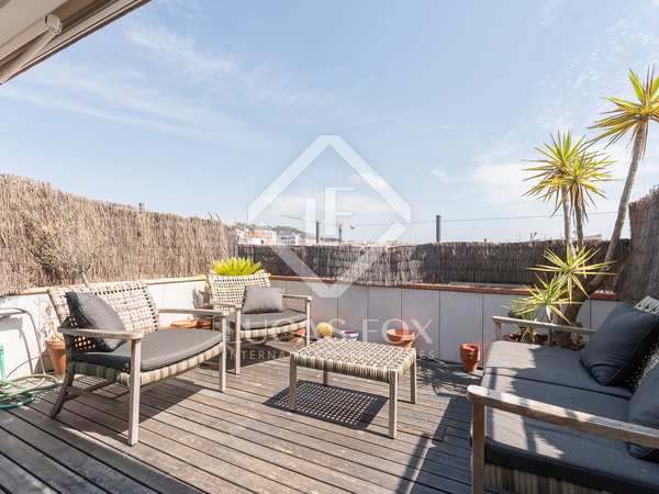 60m² dachwohnung mit 20m² terrasse zur Miete in Gràcia