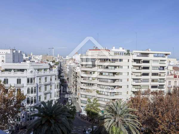 174m² apartment for sale in Gran Vía, Valencia