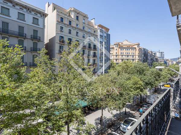 166m² apartment for sale in Eixample Left, Barcelona