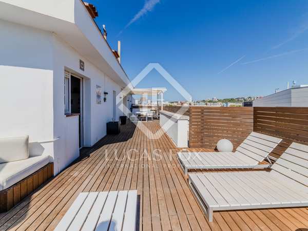 191m² penthouse with 68m² terrace for sale in Sitges Town