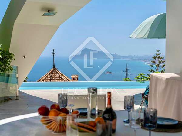 Casa / vila de 420m² à venda em Altea Town, Costa Blanca