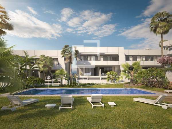 Huis / Villa van 213m² te koop met 74m² terras in Los Monteros