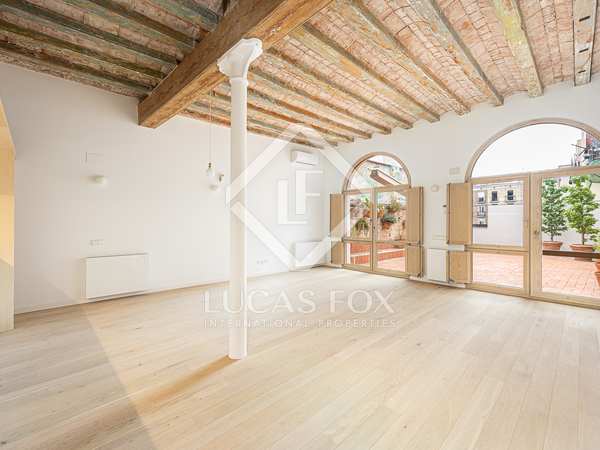 93m² apartment with 56m² terrace for sale in El Raval