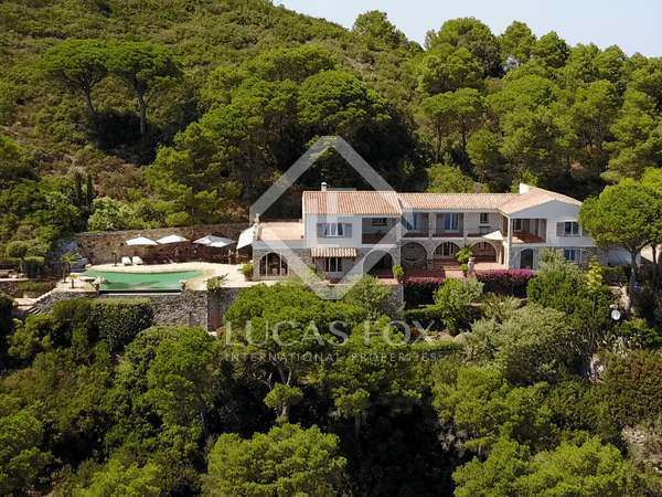 Huis / Villa van 658m² te koop in Begur Town, Costa Brava