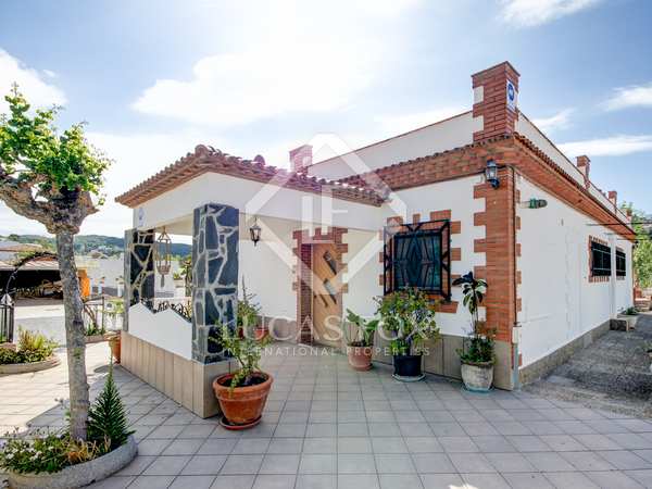 162m² house / villa for sale in St Pere Ribes, Barcelona