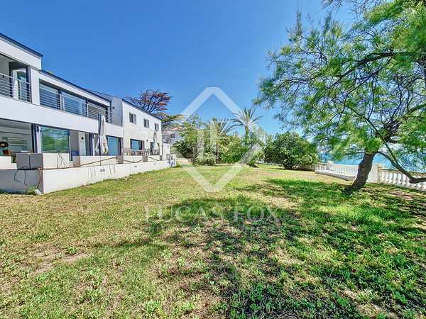 306m² house / villa with 1,200m² garden for rent in Vilanova i la Geltrú