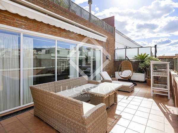 250m² apartment with 71m² terrace for sale in Tres Torres