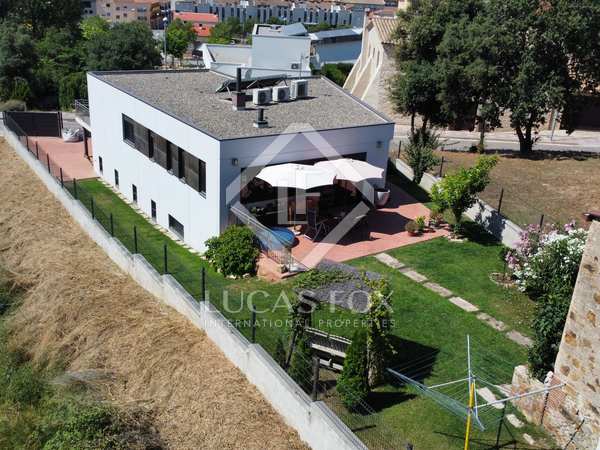 Huis / villa van 280m² te koop in Santa Cristina