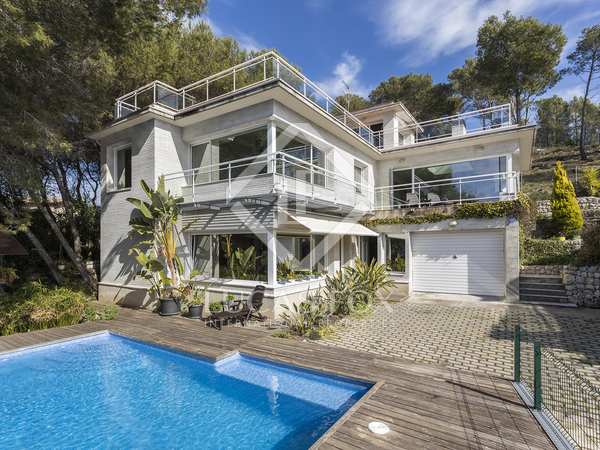 Villa de 326 m² con 185 m² de terraza en venta en Olivella