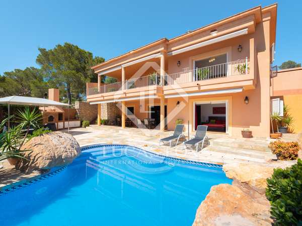 Casa / villa de 297m² en venta en Santa Eulalia, Ibiza