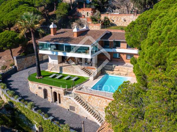 Villa van 572m² te koop in Cabrils, Barcelona