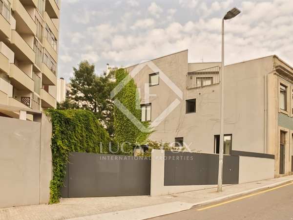 Appartement de 144m² a vendre à Porto avec 43m² terrasse