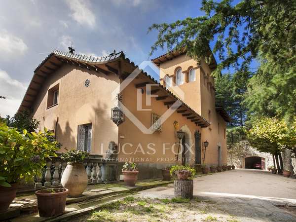930m² masia with 39,700m² garden for sale in Arenys de Munt