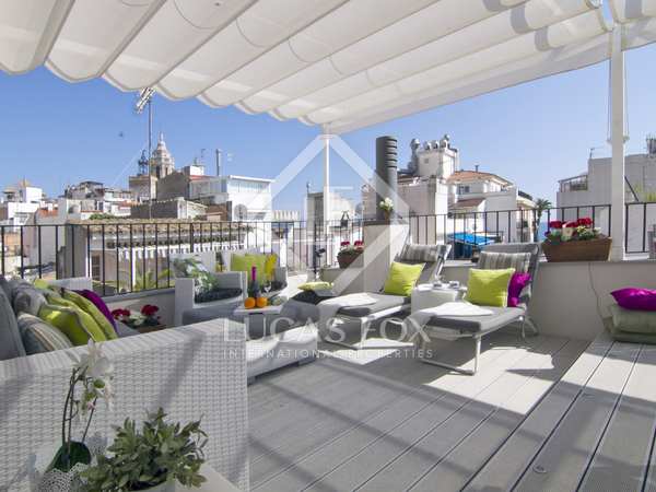 Converted fisherman's house for sale in Sitges