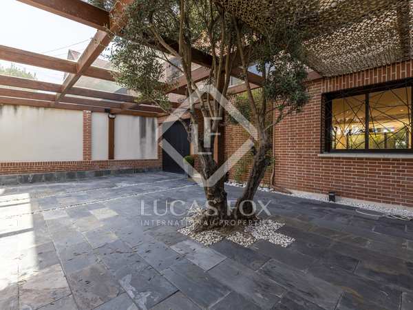 Huis / villa van 260m² te koop in Pozuelo, Madrid