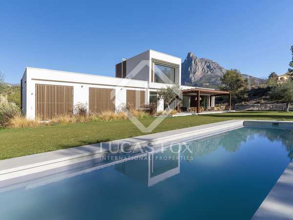 Casa / villa di 260m² in vendita a Finestrat, Costa Blanca