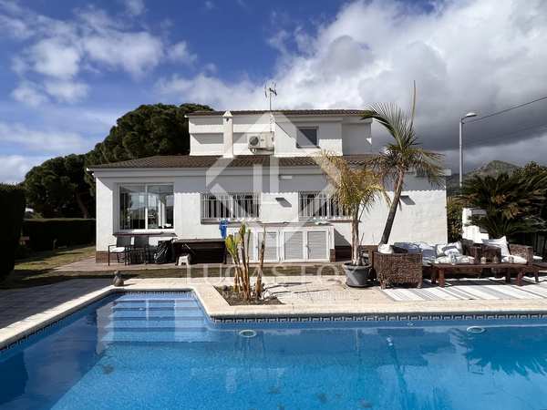 Huis / villa van 205m² te koop in Sant Pol de Mar