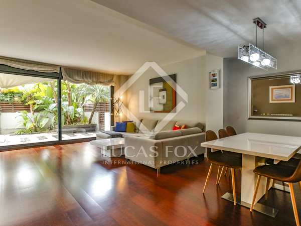 138m² apartment with 218m² garden for sale in Sitges Town
