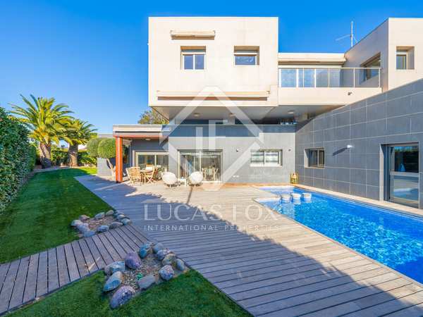 Casa / vila de 311m² à venda em Cambrils, Tarragona