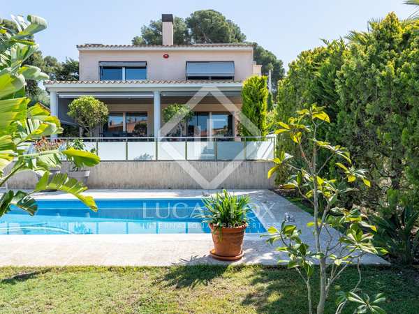 Casa / vila de 418m² à venda em Urb. de Llevant, Tarragona