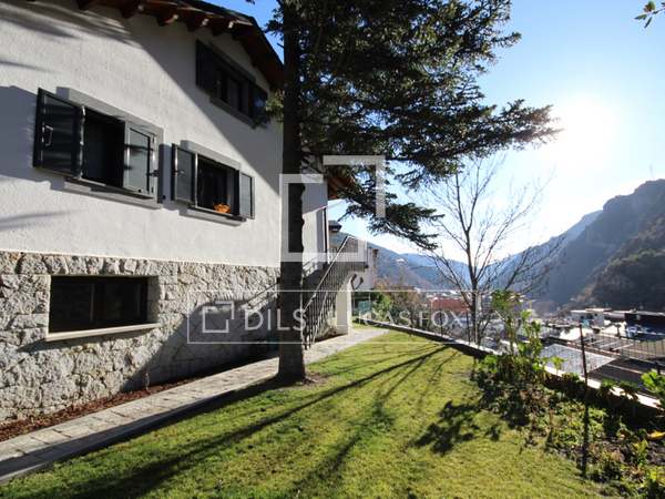 Casa / Vila de 174m² à venda em St Julià de Lòria, Andorra