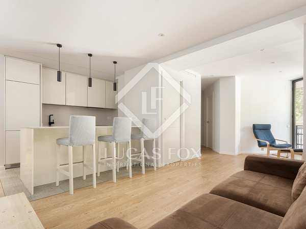90m² apartment for rent in Sant Antoni, Barcelona