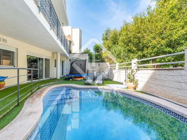 Huis / villa van 400m² te koop in golf, Alicante