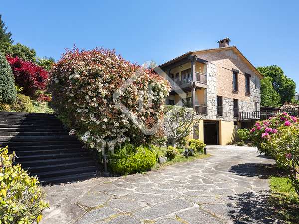 Casa / villa de 329m² en venta en Pontevedra, Galicia
