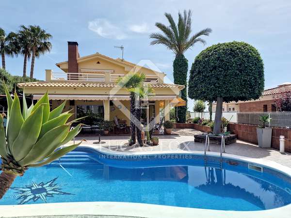 Casa / villa de 430m² en venta en Calafell, Costa Dorada