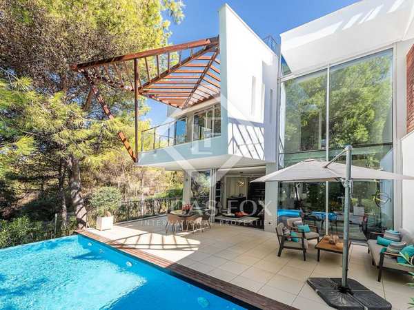 681m² house / villa with 314m² terrace for sale in Sierra Blanca