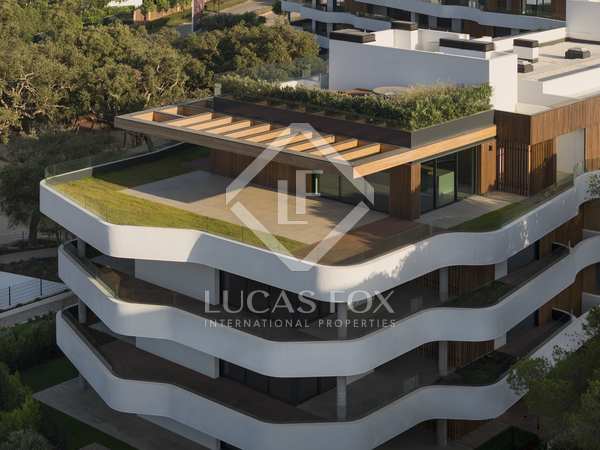 205m² penthouse with 365m² terrace for sale in Sotogrande