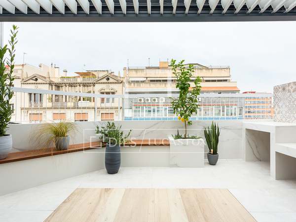 89m² Penthouse with 28m² terrace for sale in Sant Gervasi - Galvany