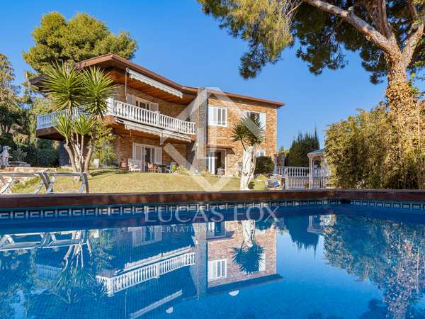 Huis / villa van 320m² te koop in Alella, Barcelona