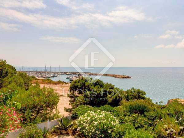 229m² house / villa for sale in Torredembarra, Costa Dorada