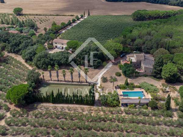 Casa rural de 1,065m² en venta en Baix Empordà, Girona