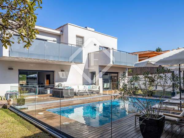 300m² House / Villa for sale in Vallromanes, Barcelona