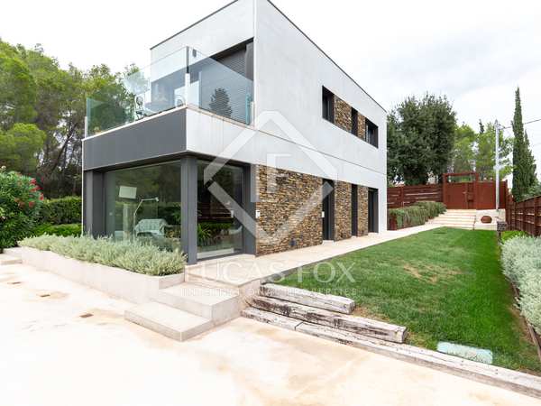 391m² house / villa for sale in bellaterra, Barcelona